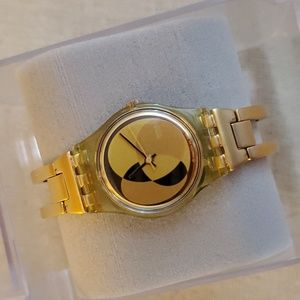 Vintage Gold Swatch Watch with NEW Battery